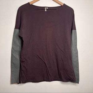 Michael Stars Leather Sleeve Long Sleeve Crew Neck Tee Shirt Maroon Medium